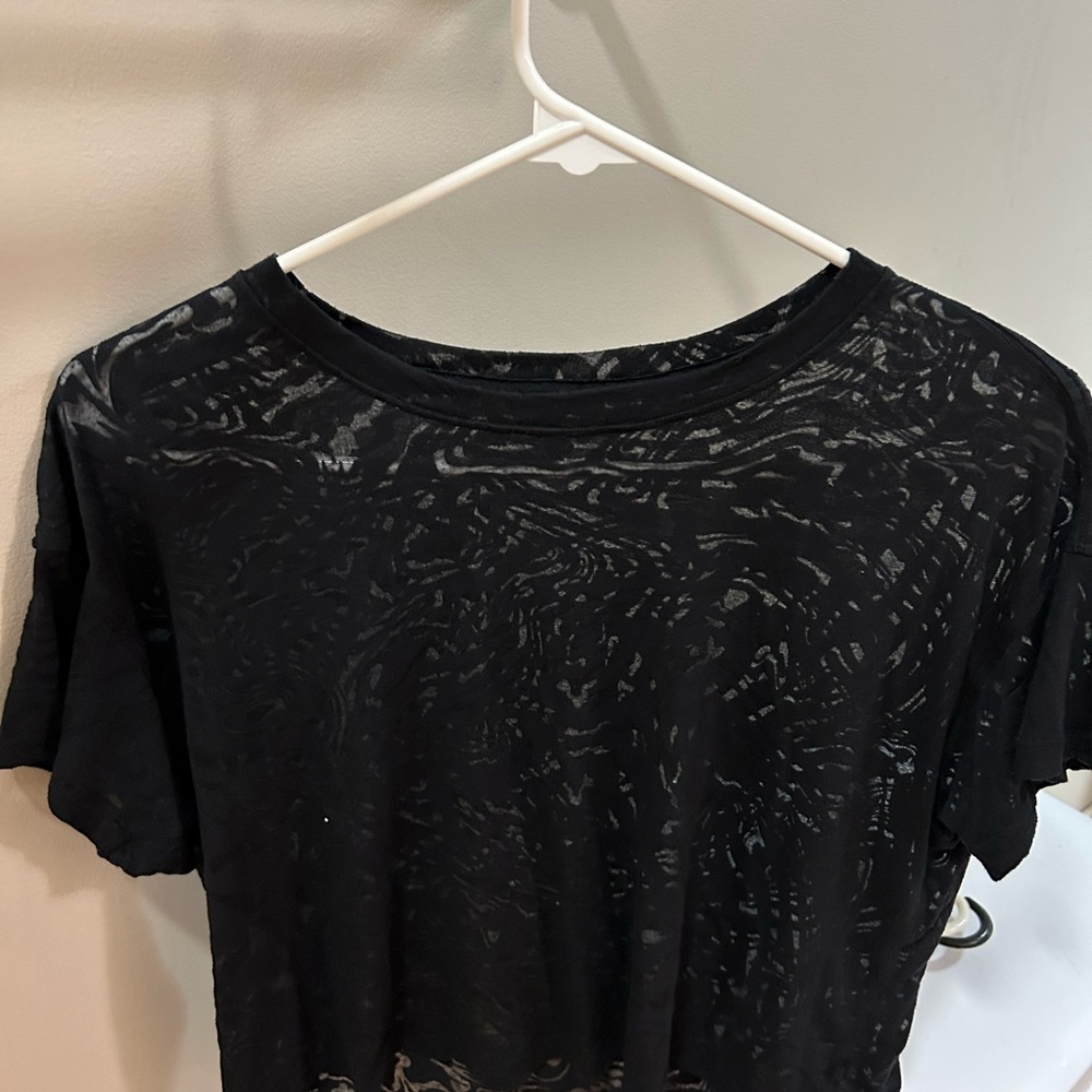 Black cates tee